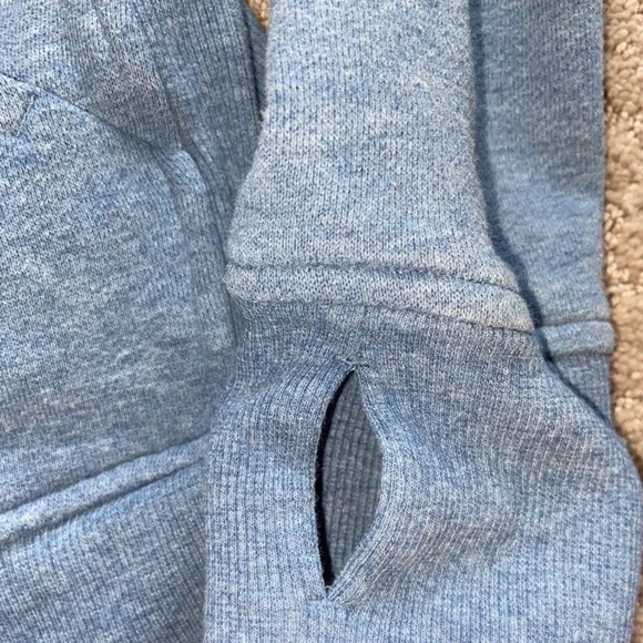 Lululemon - Scuba Full Zip - 6 - Picture 3 of 5